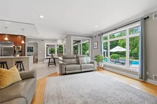 58 S Path, Calverton, NY 11933 - Photo 17