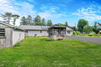 202 Waverly Avenue, Medford, NY 11763 - Photo 45