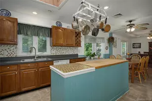 17 Derick Dr, Fishkill, NY 12524 - Photo 11