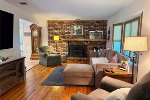 8 Donnatella Ln, Nesconset, NY 11767 - Photo 3