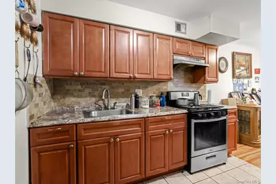 42 Autumn Avenue, Brooklyn, NY 11208 - Photo 5