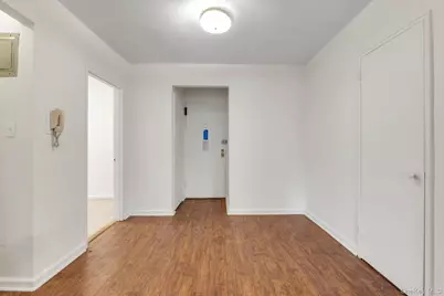 83-11 139 Street #4 G, Briarwood, NY 11435 - Photo 3