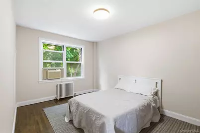 16 Edwards Street #3F, Roslyn Heights, NY 11577 - Photo 9