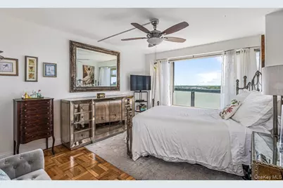 166-25 Powells Cove Boulevard #15J, Whitestone, NY 11357 - Photo 23