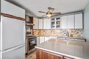 166-25 Powells Cove Blvd, Whitestone, NY 11357 - Photo 19