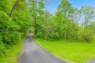 48 Donlo Dr, Fishkill, NY 12524 - Photo 11