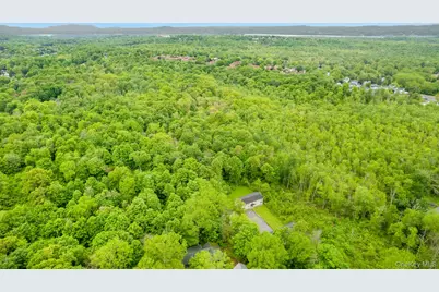 4-8 Donlo Drive, Fishkill, NY 12524 - Photo 7