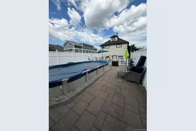 1601 Cross Bay Boulevard, Broad Channel, NY 11693 - Photo 15