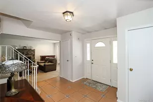4 Quincy Ln, Smithtown, NY 11787 - Photo 5