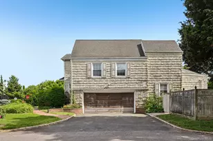 1304 Harbor Rd, Hewlett, NY 11557 - Photo 39