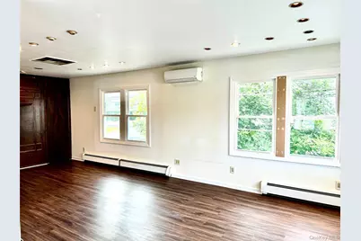 105 Ohio Avenue #UPPER, Long Beach, NY 11561 - Photo 9
