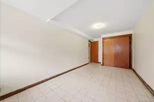 4425 Richardson Ave, Bronx, NY 10470 - Photo 23