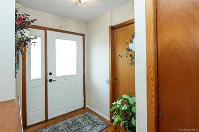 1372 Pine Drive, Bay Shore, NY 11706 - Photo 3