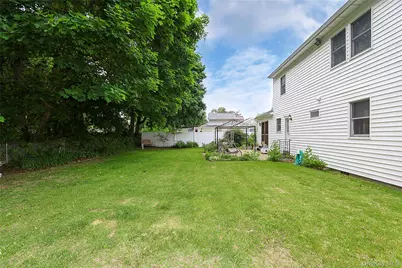 1372 Pine Drive, Bay Shore, NY 11706 - Photo 31
