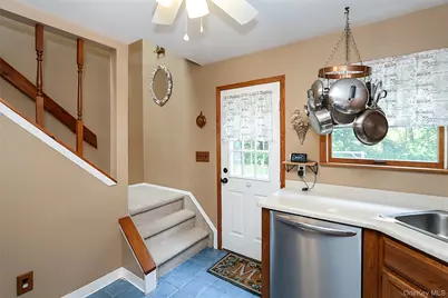 1372 Pine Drive, Bay Shore, NY 11706 - Photo 15