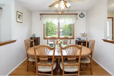 1372 Pine Drive, Bay Shore, NY 11706 - Photo 5