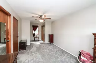 1372 Pine Dr, Bay Shore, NY 11706 - Photo 23