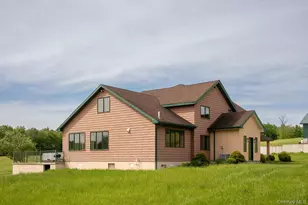 240 A Mountaindale Rd, Greenfield Park, NY 12435 - Photo 3
