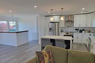 23 Dalny Pl, Sayville, NY 11782 - Photo 9