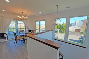 23 Dalny Pl, Sayville, NY 11782 - Photo 9