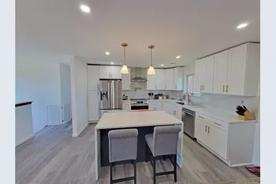 23 Dalny Place, Sayville, NY 11782 - Photo 13