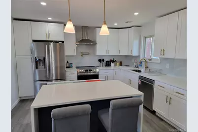 23 Dalny Place, Sayville, NY 11782 - Photo 13