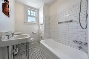 21 Leonard St, Beacon, NY 12508 - Photo 17