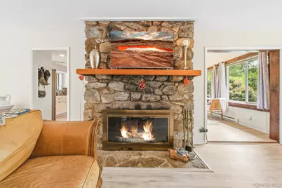 24 Tamarack Road, Mahopac, NY 10541 - Photo 7