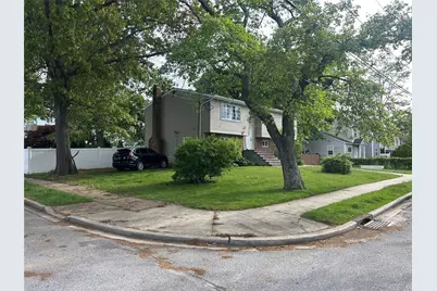 9 Oakley Street, Massapequa, NY 11758 - Photo 3