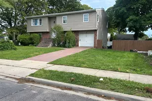 9 Oakley St, Massapequa, NY 11758 - Photo 17