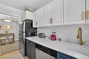 42 Pondfield Rd W, Bronxville, NY 10708 - Photo 19