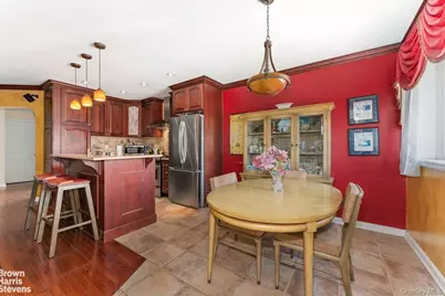 1910 150th Street, Whitestone, NY 11357 - Photo 3