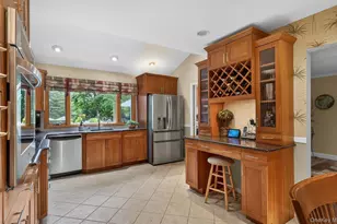 12 Wildwood Dr, Dix Hills, NY 11746 - Photo 11