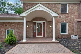 12 Wildwood Dr, Dix Hills, NY 11746 - Photo 3