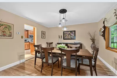 12 Wildwood Drive, Dix Hills, NY 11746 - Photo 7