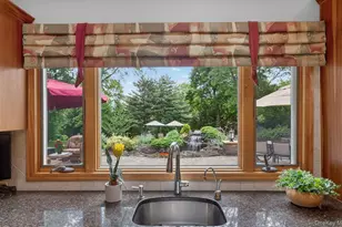 12 Wildwood Dr, Dix Hills, NY 11746 - Photo 13