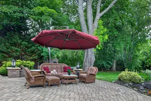 12 Wildwood Dr, Dix Hills, NY 11746 - Photo 29