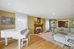 1304 Harbor Rd, Hewlett, NY 11557 - Photo 5