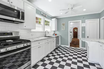 35 Prescott Avenue, White Plains, NY 10605 - Photo 17
