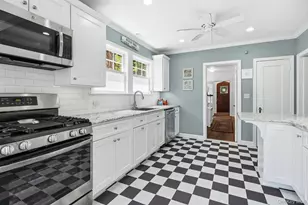 35 Prescott Ave, White Plains, NY 10605 - Photo 17