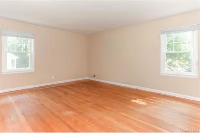 6 Oakstwain Road, Scarsdale, NY 10583 - Photo 15