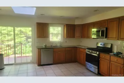 6 Oakstwain Road, Scarsdale, NY 10583 - Photo 29