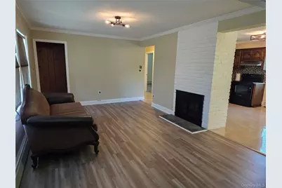68 Summer Lane #Whole House., Hicksville, NY 11801 - Photo 7