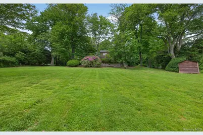 19 Seward Drive, Woodbury, NY 11797 - Photo 35