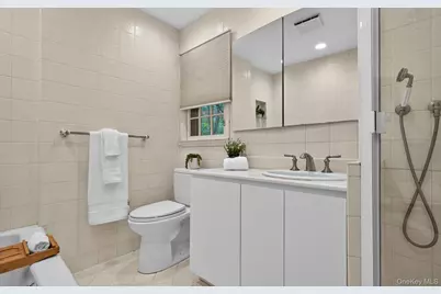 19 Seward Drive, Woodbury, NY 11797 - Photo 19