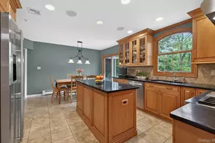 19 Seward Dr, Woodbury, NY 11797 - Photo 13