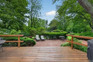 19 Seward Dr, Woodbury, NY 11797 - Photo 29