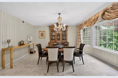 19 Seward Drive, Woodbury, NY 11797 - Photo 9