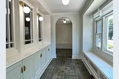 39 Marshall, Yonkers, NY 10705 - Photo 5