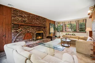 45 Lone Oak Path, Smithtown, NY 11787 - Photo 13